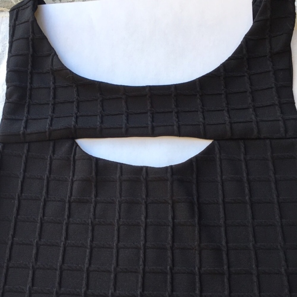 2B Bebe Waffle Keyhole Top - Picture 2 of 7